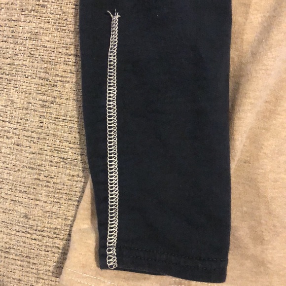 🤍 J. Crew Zip Up Blouse - Picture 4 of 5